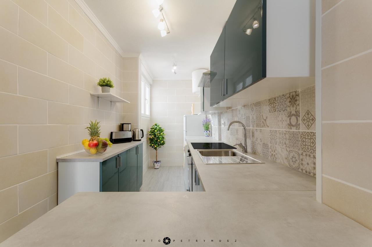 Apartment With Pool, Sea Views & Balcony Less Than 10Min Walk To La Mata Beach! Torrevieja Extérieur photo